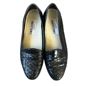 Vintage Trotters Black Woven Leather Flats Comfort Loafers Slip On Size 7.5
